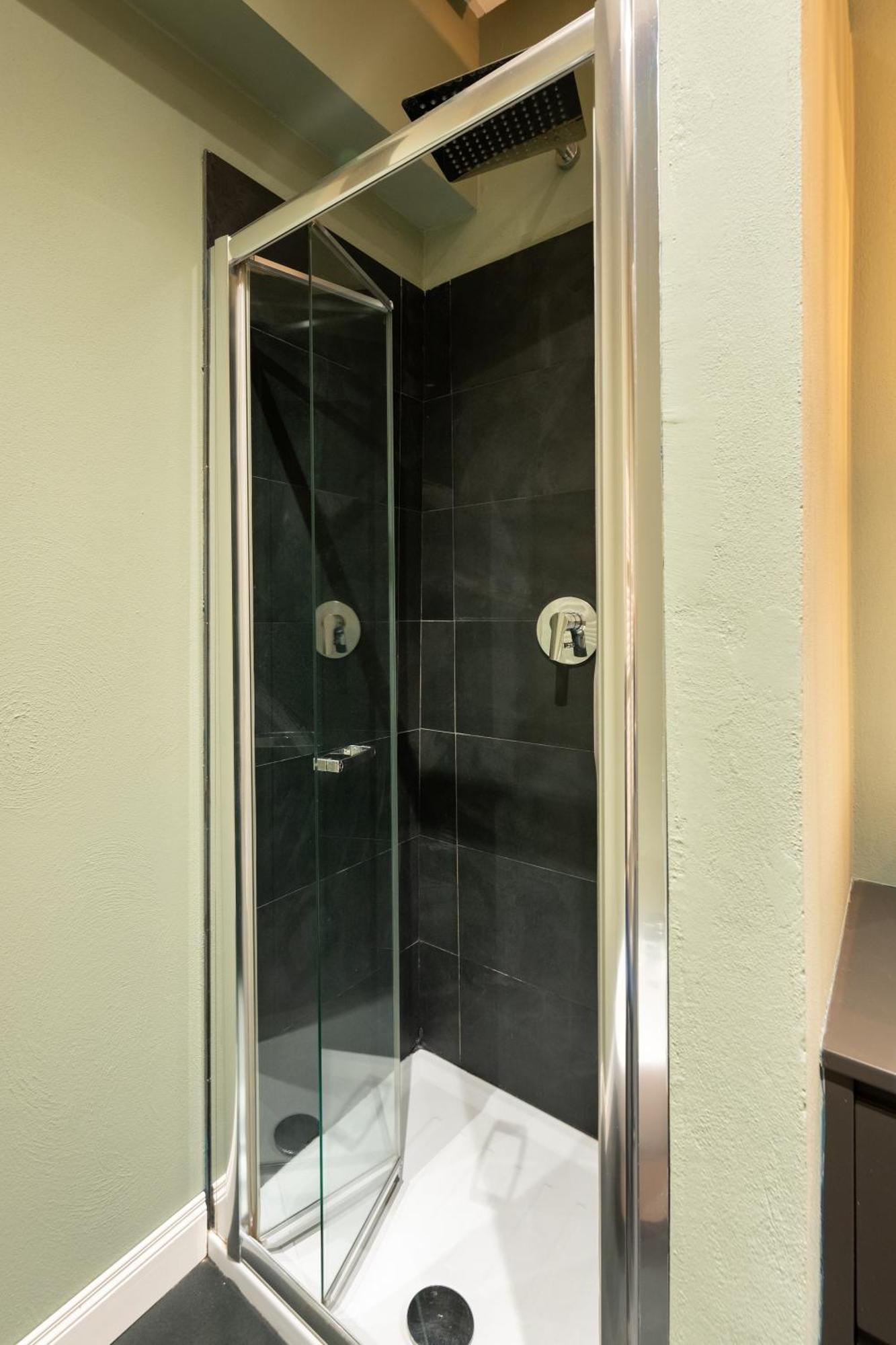 פירנצה Tg - One Bedroom Luxury Apartment In The Fashion District מראה חיצוני תמונה